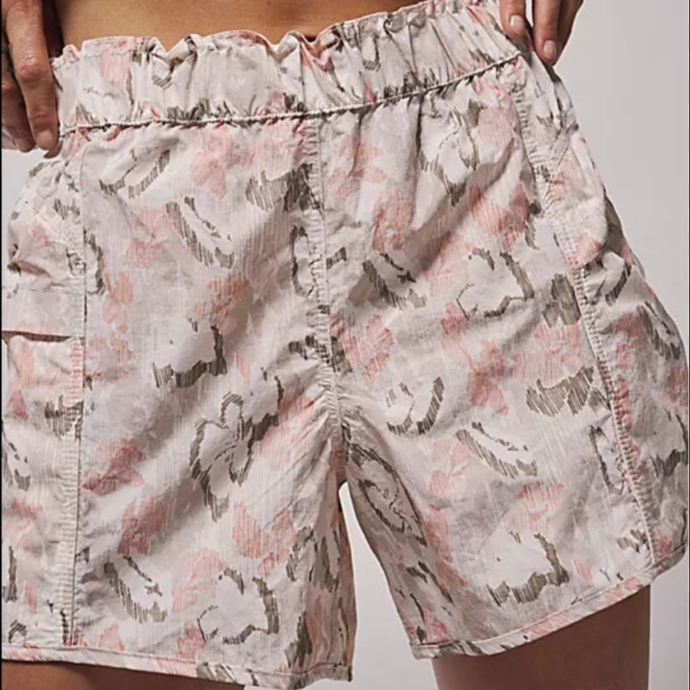 NWT Free People Movement In The Wild Printed Shorts Ivory Combo
